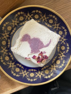 Red velvet cake   at Forest Park in Leipzig