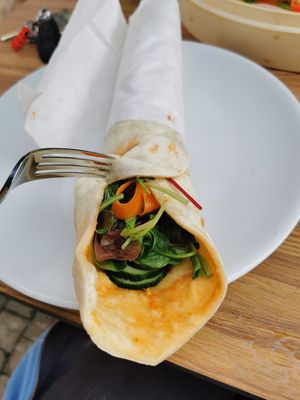 Wrap mit selbstgemachtem Teig at Mondello in Ladenburg