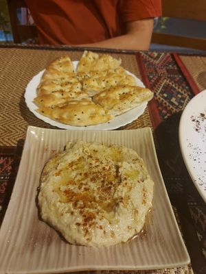 Bread and hummus at Cafe Anatolia in Chiang Mai