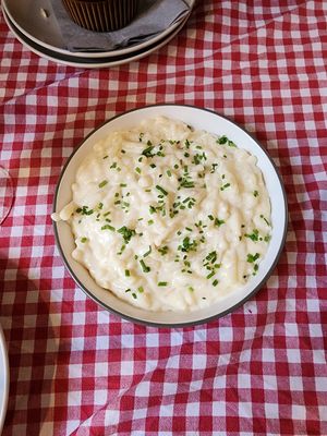 Spatzle with cheese at La Petite Véganerie - Brasserie in Berlin