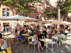 Seating at Walther Bistrobar Buvette in Basel
