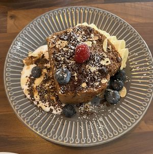 Warm vegan banana bread with coconut jogurt  at Café Max in Garmisch Partenkirchen