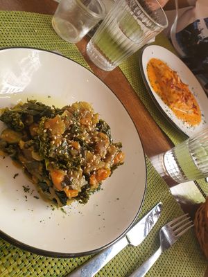 Salteado de kale y berenjena at Museo Del Organo in Vitoria Gasteiz