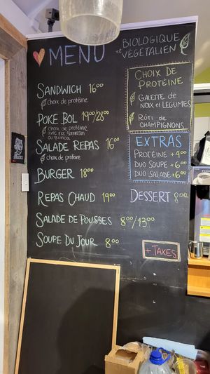  at Le Tapis Volant in Val-david