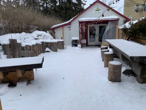  at Le Tapis Volant in Val-david