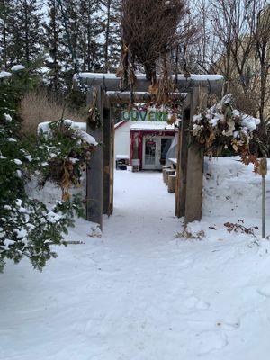  at Le Tapis Volant in Val-david