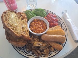 The LARGE breakfast 😋 at Canalside Kitchen in Wolverhampton