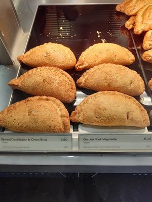 Vegan pasty options at The Cornish Bakery in Bourton-on-the-water
