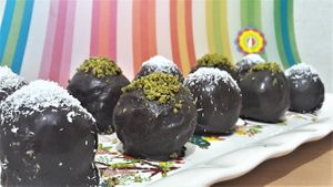 Felicita Raw Balls ( Rafine Şekersiz ) at Veganarsist - Seferihisar in Izmir