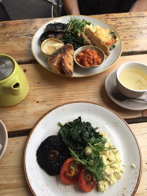 2 veggie breakfasts at The Green Rocket Cafe in Bath