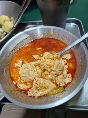 Traditional Tofu Soup at Bebab in Seoul