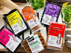 vegan sausages at Figa Z Makiem in Wejherowo
