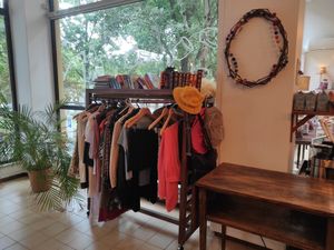 Clothe swapping at Zero Plástico in Porto