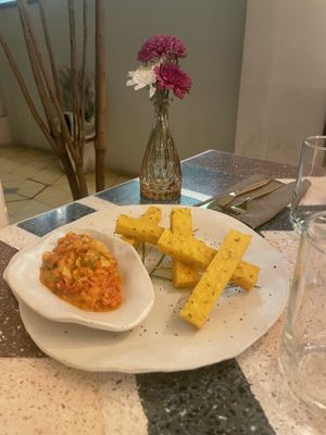 Polenta fries - perfect: crunchy in the outside and soft on the inside. This place gives veganism hope!  #Veganuary at El Mundo Restaurante in Mexico City