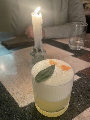 The cocktail based on the tarot card “The Devil” is one of the best cocktails I had in my life so far… and I come from Berlin. Amazing!!!! #Veganuary at El Mundo Restaurante in Mexico City