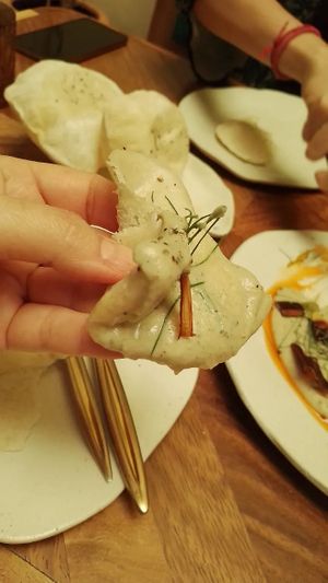 Pan pita recién horneado at El Mundo Restaurante in Mexico City