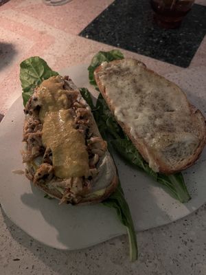 Mushroom sandwich   at El Mundo Restaurante in Mexico City