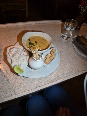  at El Mundo Restaurante in Mexico City