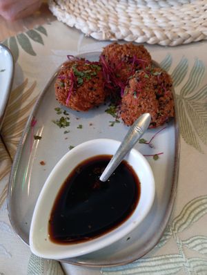 Couve-flor panada c/molho de soja e menta at Alma Veg  in Carcavelos