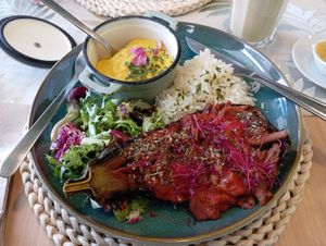 Beringela recheada at Alma Veg  in Carcavelos