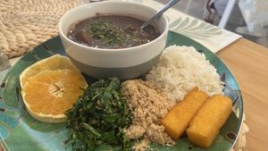 Brazilian Feijoada   at Alma Veg  in Carcavelos