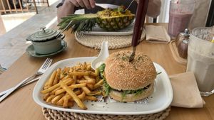   at Alma Veg  in Carcavelos