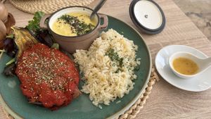   at Alma Veg  in Carcavelos