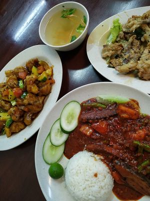 (Sweet sour monkey head mushroom), (butter oyster mushroom), (sambal fish with rice), free soup (very tasty) at Tian Ka Vegetarian in Malacca