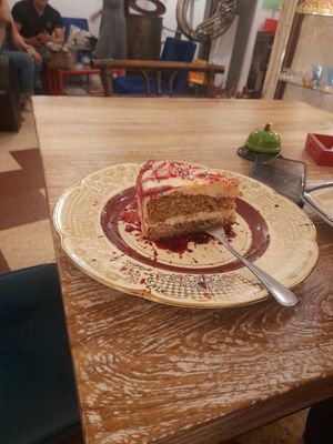 Torta de espumilla vegana 💚 at Los Padmitos - San Marcos in Quito