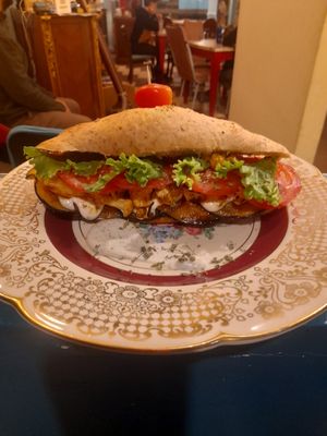 Sanduche del huerto 💚 at Los Padmitos - San Marcos in Quito