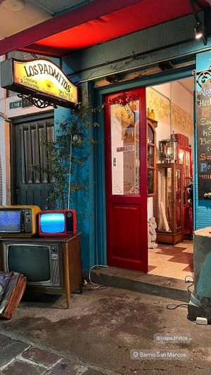 Art and Coffee at Los Padmitos - San Marcos in Quito