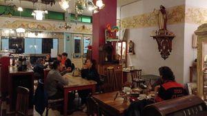 Sharing lovely moments #Veganuary at Los Padmitos - San Marcos in Quito