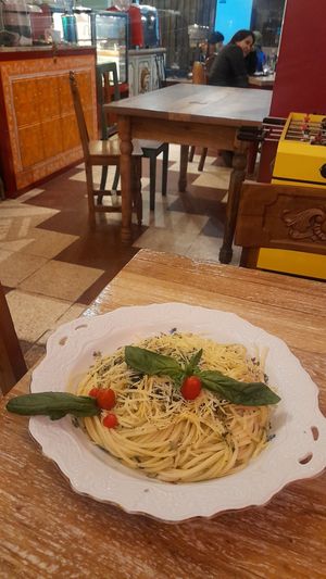 Baked pesto inside spaghetti 😋 at Los Padmitos - San Marcos in Quito