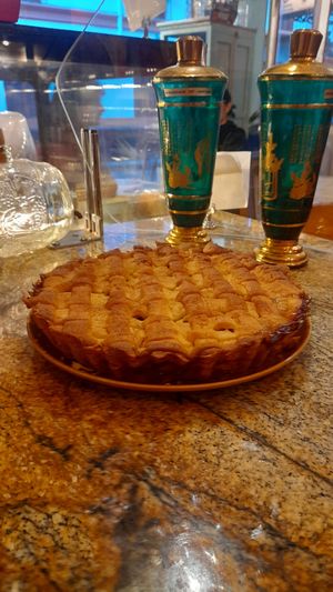 Apple pie-really delicious 💚 at Los Padmitos - San Marcos in Quito