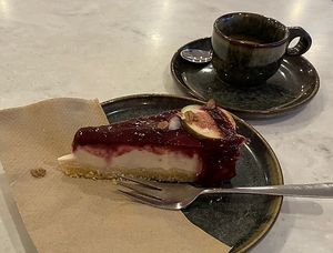 Cheesecake   at Café Roots in Hamburg