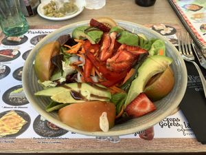 Salat with Avocado and Strawberry at Frankfurt La Riera in Calella