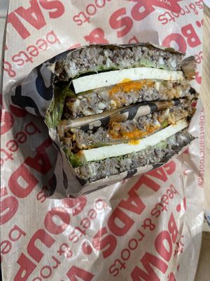 Vegan sandwich with avocado, smoked tofu and chutney - Beets & Roots, BER airport  at BER - beets&roots - T1 in Berlin