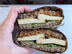 Tofu sandwich at BER - beets&roots - T1 in Berlin