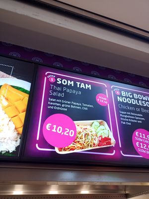  at Som Kitchen in Vienna