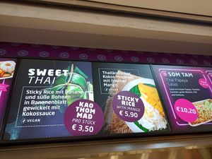  at Som Kitchen in Vienna