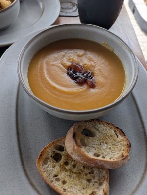 Vegetable soup at Papaya Cafe in Santa Maria