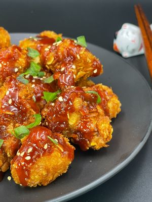 Spicy Cauliflowers at Baomerang in Porto