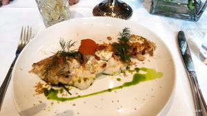 Zweierlei Blumenkohl mit Mandeln at Das Ballenberger. Restaurant. in Erfurt