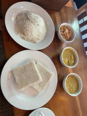 Sri Lankan 🇱🇰 breakfast   at Little Bang Kitchen in Arugam Bay