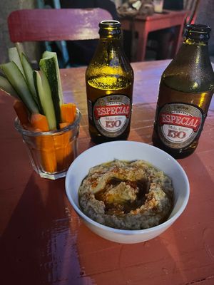 Para picar y tomar algo at Terra Fogo in Sao Miguel