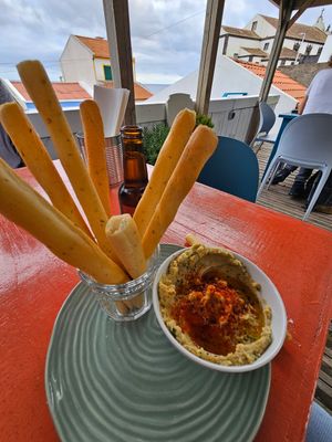 Crissini with hummus at Terra Fogo in Sao Miguel