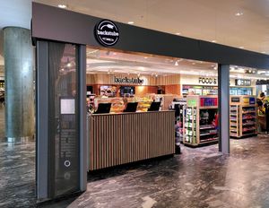 Store front  at OSL - Backstube  in Gardermoen