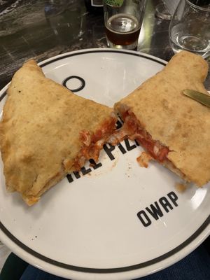 Pizza fritta vegana   at OWAP - Pignasecca in Naples