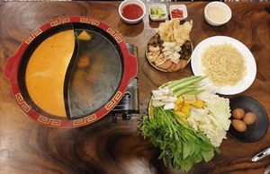 Two flavored soup 🍲😋 at Ya Ya Vegetarian in Kampot