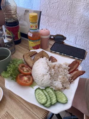 Chicken wings with ricee  at Ya Ya Vegetarian in Kampot